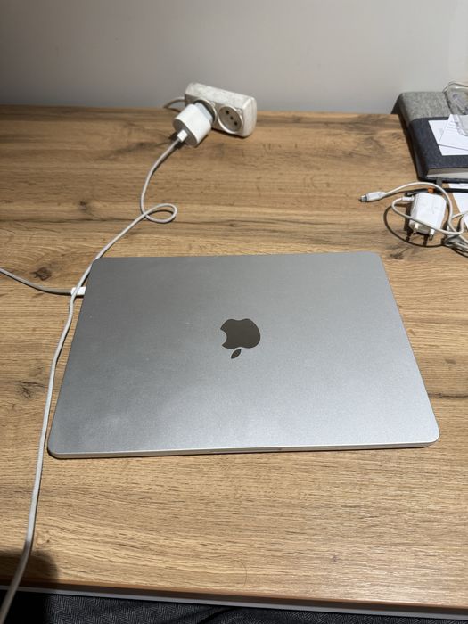 Macbook Air m4 16/256