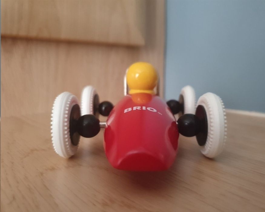 Дървена количка  BRIO/ жълта и червена/