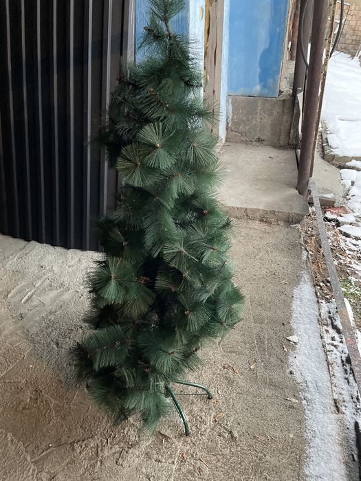 Елка 1,5 метра б/у