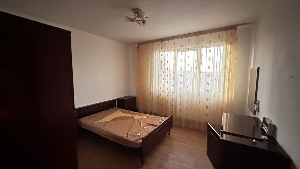 Apartament 3 camere decomandat - Micro 13B - Proprietar