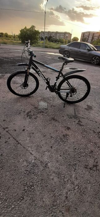 Trinx M1000 Elite
