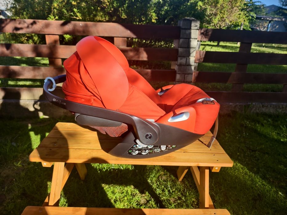 Vând scoica Cybex Platinum