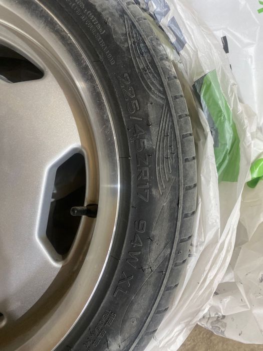 Титанкы Мерс R17