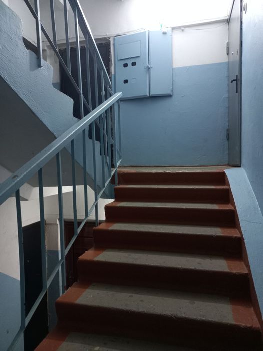 Продам 1-ую в Спутнике