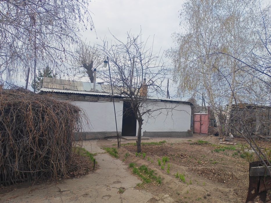 Продам два дома на одном участке на острове,