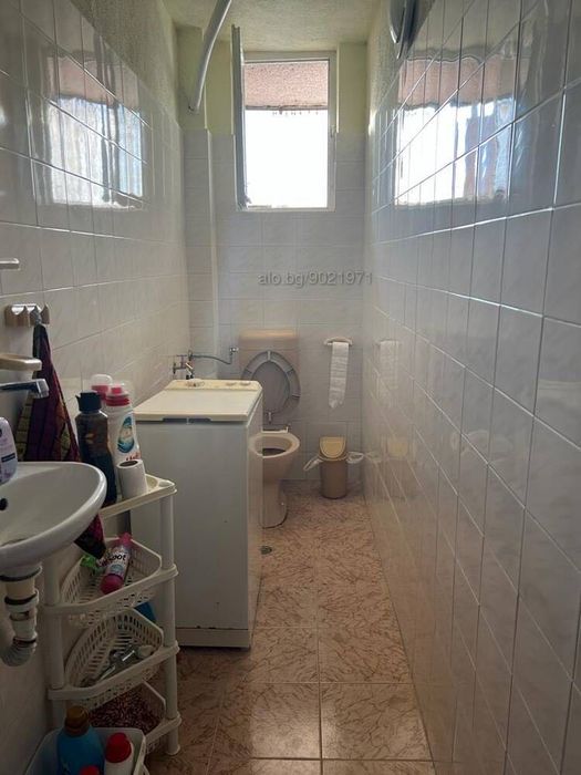 Продава се Четиристаен апартамент в Шумен, Добруджански - 96 кв.м за 1146 €/кв.м - Снимка #14