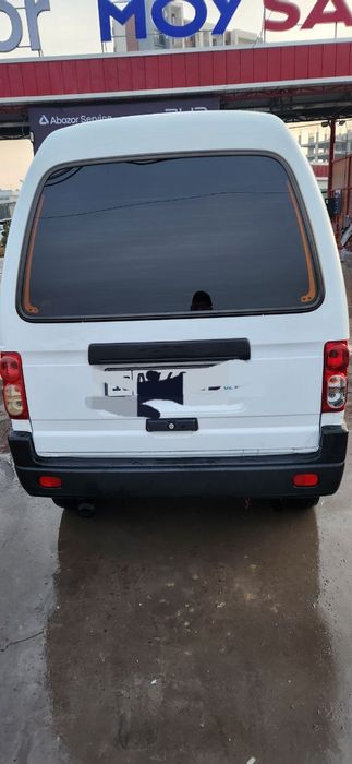 Damas srochna sotiladi