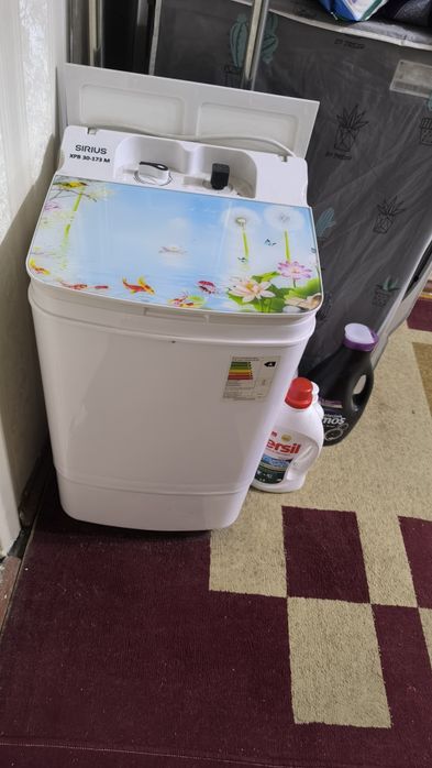 Продам стиральную машину SIRIUS. Пользовалась  2-3 раза.