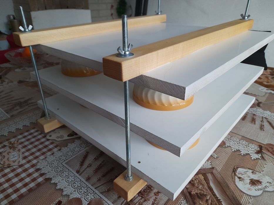 Преса за Месо, Суджук, Луканка, Пастърма и други мезета