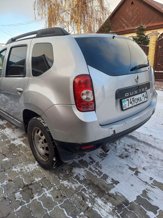 Автомобиль Рено Дастер