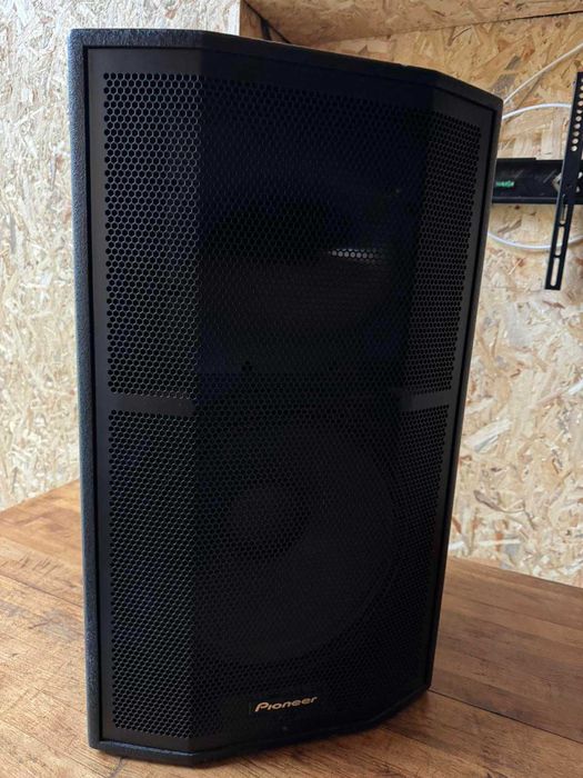Pioneer XPRS 15 , активни 4 броя