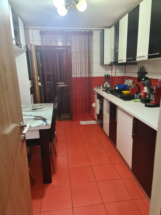 Apartament de vânzare cu posibilitate de spatiu comercial- 78mp2 zona