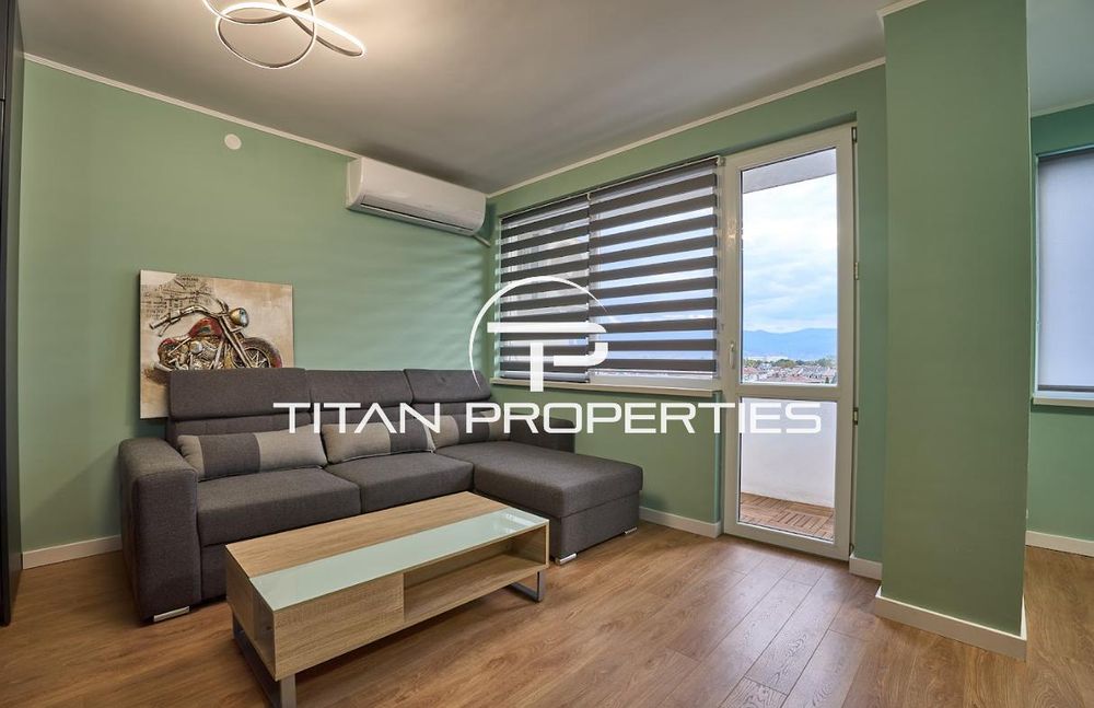 Дава се под наем Двустаен апартамент в Пловдив, Младежки Хълм - 52 кв.м за 561 € - Снимка #2