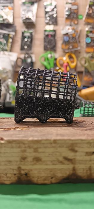 Шаранджиско олово и кошнички за фидер!!! Всички грамжи и форми  Топ цени и качество най вече! Цени за магази и на едро!!!