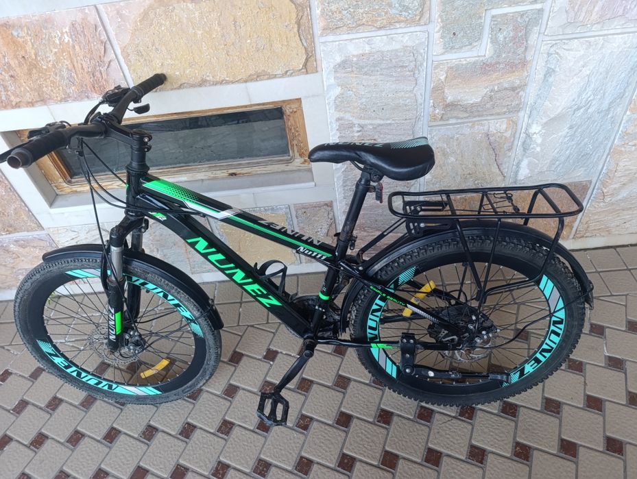 Velosiped 24 srochna sotiladi 800.000 kelishtirib beramiz holati zor.