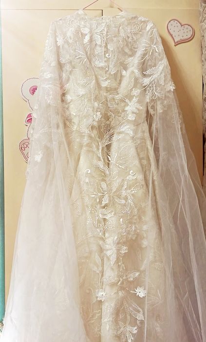 Келин куйлаклар сотилади