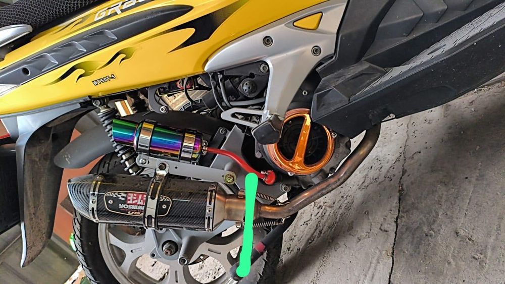 Глушитель 370 выход на 51 мотоцикл мопед