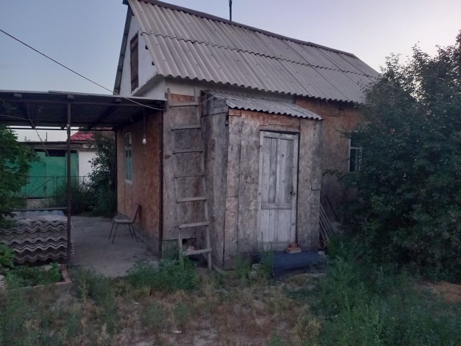 Продам дачу на восточном
