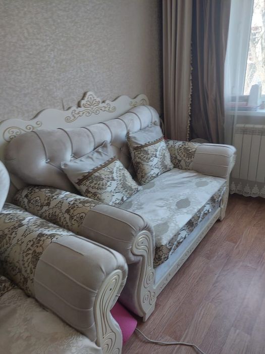 Диван для гостиной