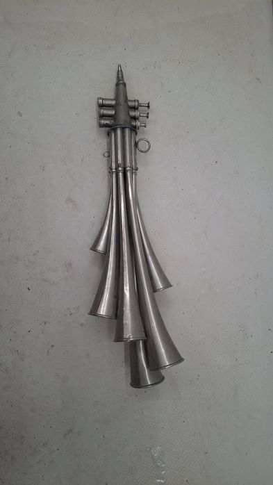 Ретро фанфари в отлично състояние