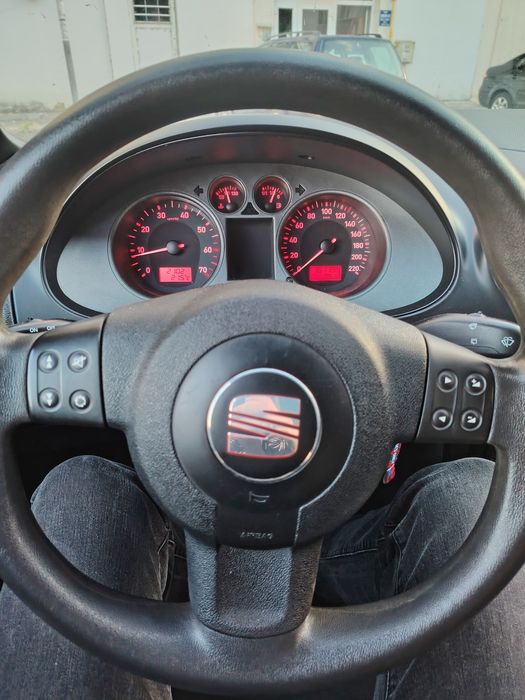 Seat Ibiza 1.4 benzină /Climatronic /Tempomat /Comenzi pe volan