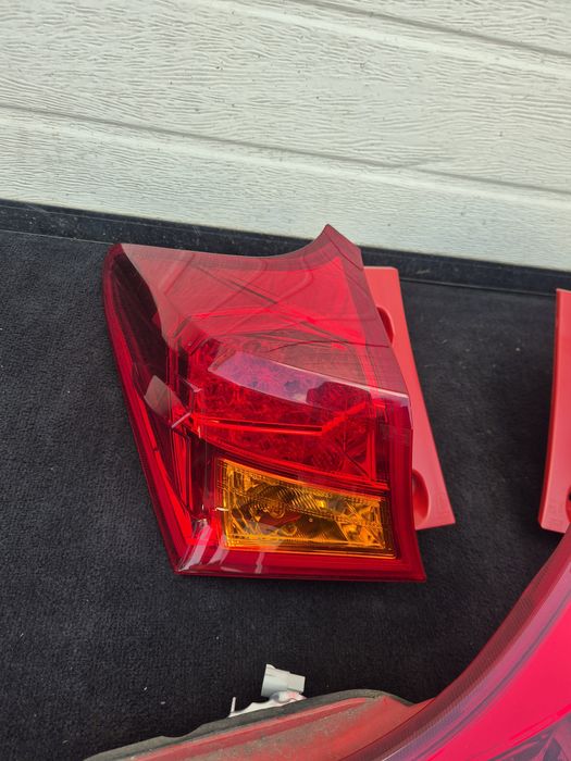 Set Triple/Stopuri Toyota Auris Hatchbak. 2012-2015. Volan stinga.