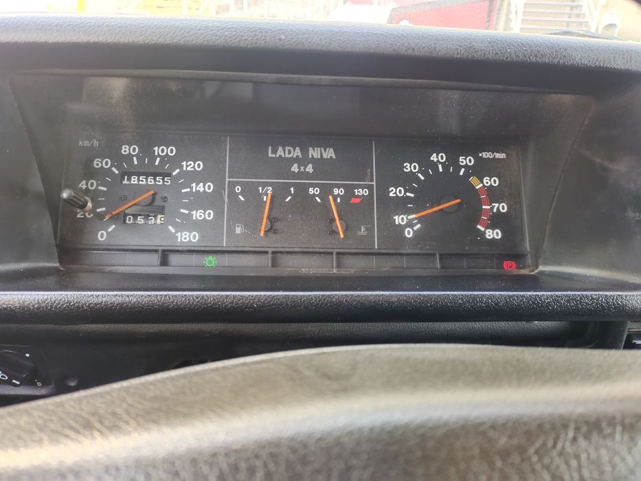 Нива 21213 продам, обмен