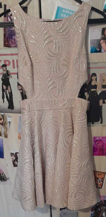 Рокля на Юнона размер С.