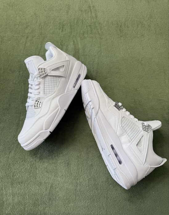 Nike Air Jordan 4 44 noi new