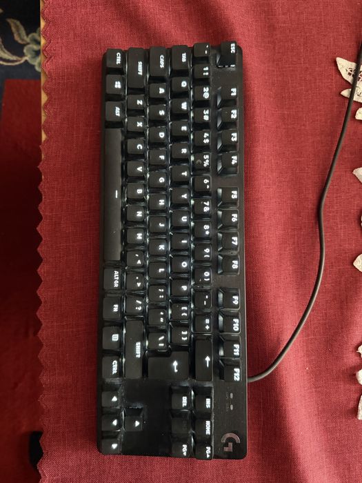 Клавиатура logitech