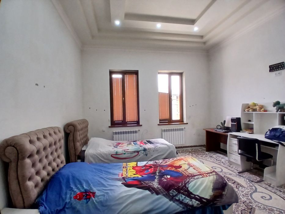 Кибрай Чинобод Уй 7 сотох 5 хона