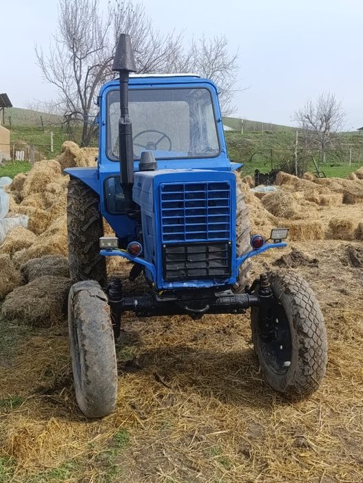 Belarys mtz 80 sotiladi