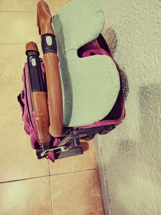 Детская коляска, в отличном состояний