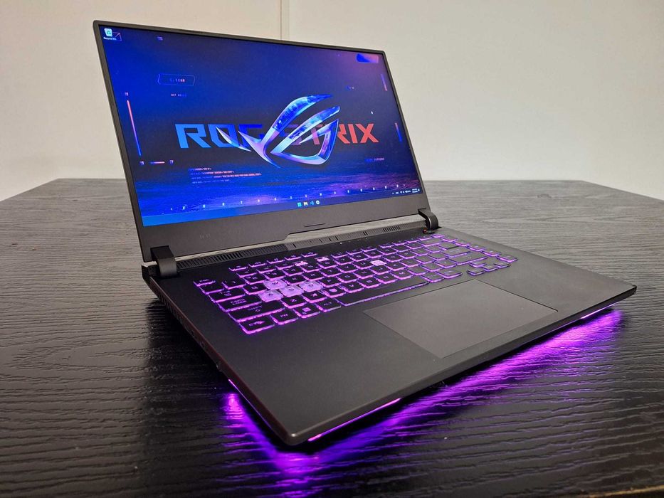 Laptop Gaming Asus Rog Strix G15