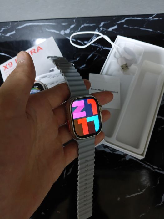 Smart watch holati ideal.