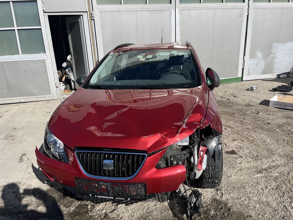 Seat Ibiza 1.2TDI 2010 г комби