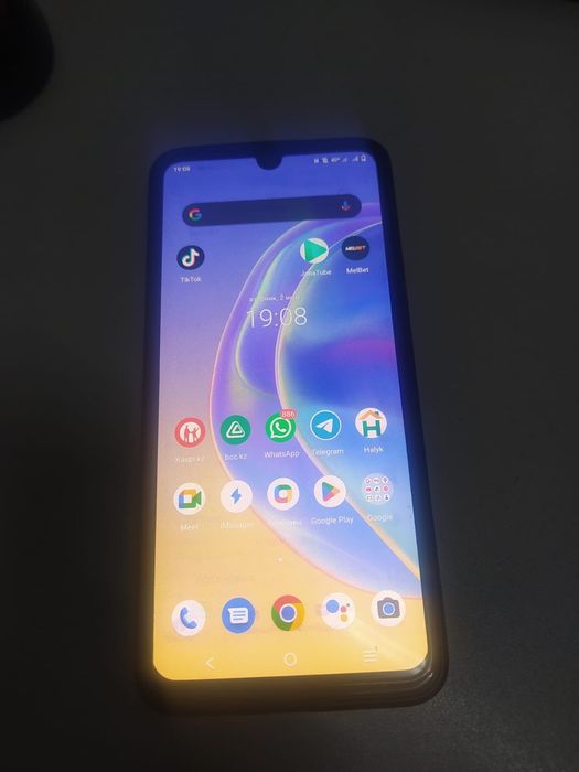 Телефон vivo v21e 128гб 12озу