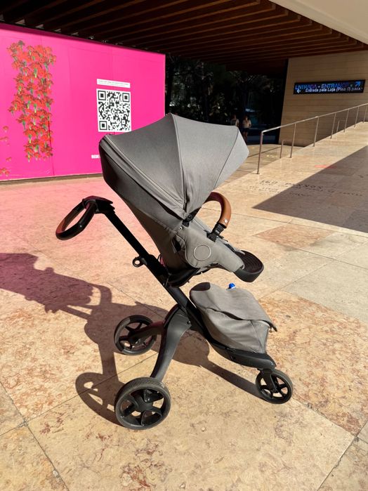 Коляска Stokke Xplory