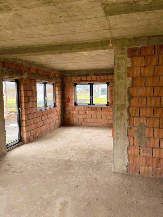 Casa duplex cu garaj - 5 min. de rond Penny