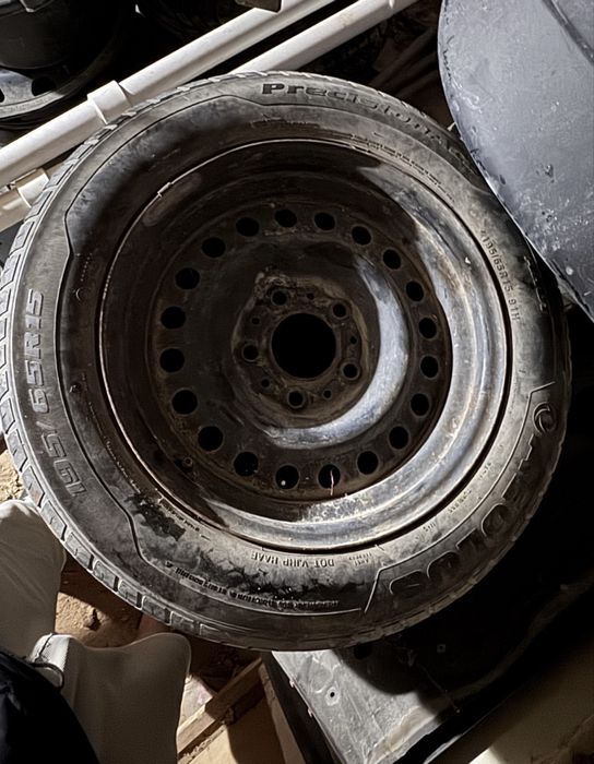 Продам запаска  бмв колеса диск балон