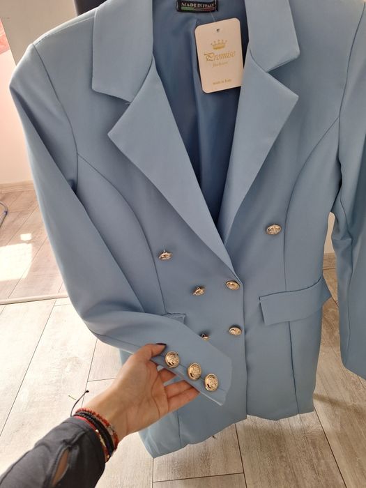 Чисто ново сако,