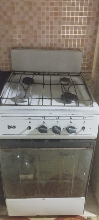 Продается газ плита в хорошем состоянии