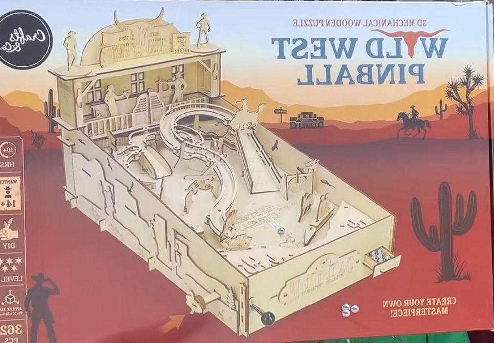 Puzzle 3D din lemn „Wild West Pinball” de la Crafts&Co