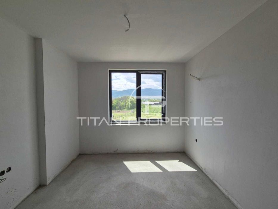 Продава се Двустаен апартамент в Пловдив, Коматево - 63 кв.м за 1485 €/кв.м - Снимка #2