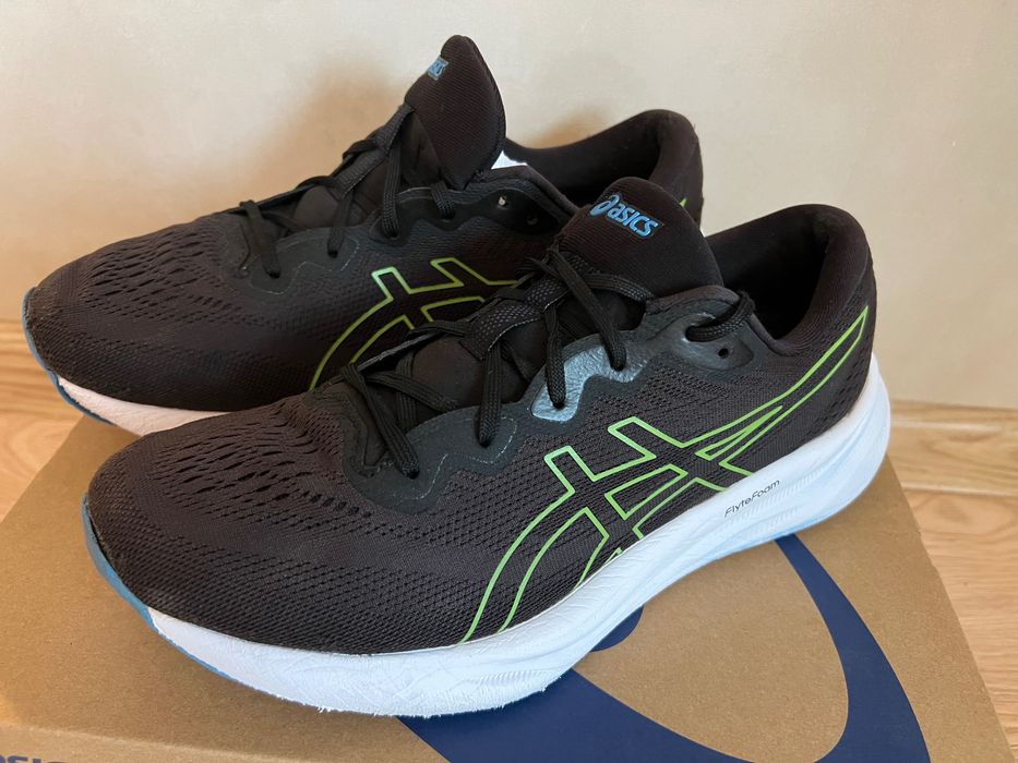 Маратонки ASICS Gel pulse 15 размер 42