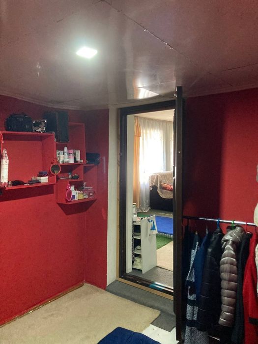 Продаю дом,ховли 2.5 сот.5комнат,2 санузла.