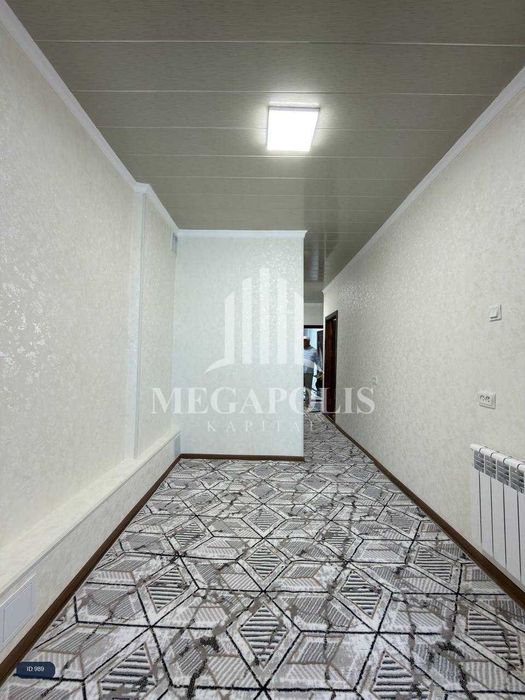 BUXORO,6-MIKRORAYONDA ARZON NARXDA 2 xonali kvartira sotiladi.№989