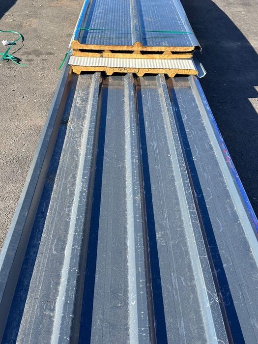 Panouri sandwich acoperiș și perete