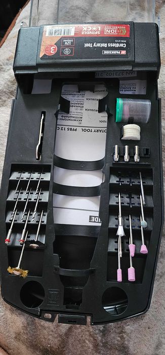 accesorii  Mini freza cu acumulator incorporat 12V 1.3 Ah parkside