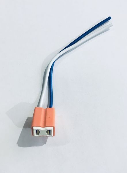 Букса керамична за крушка Н7